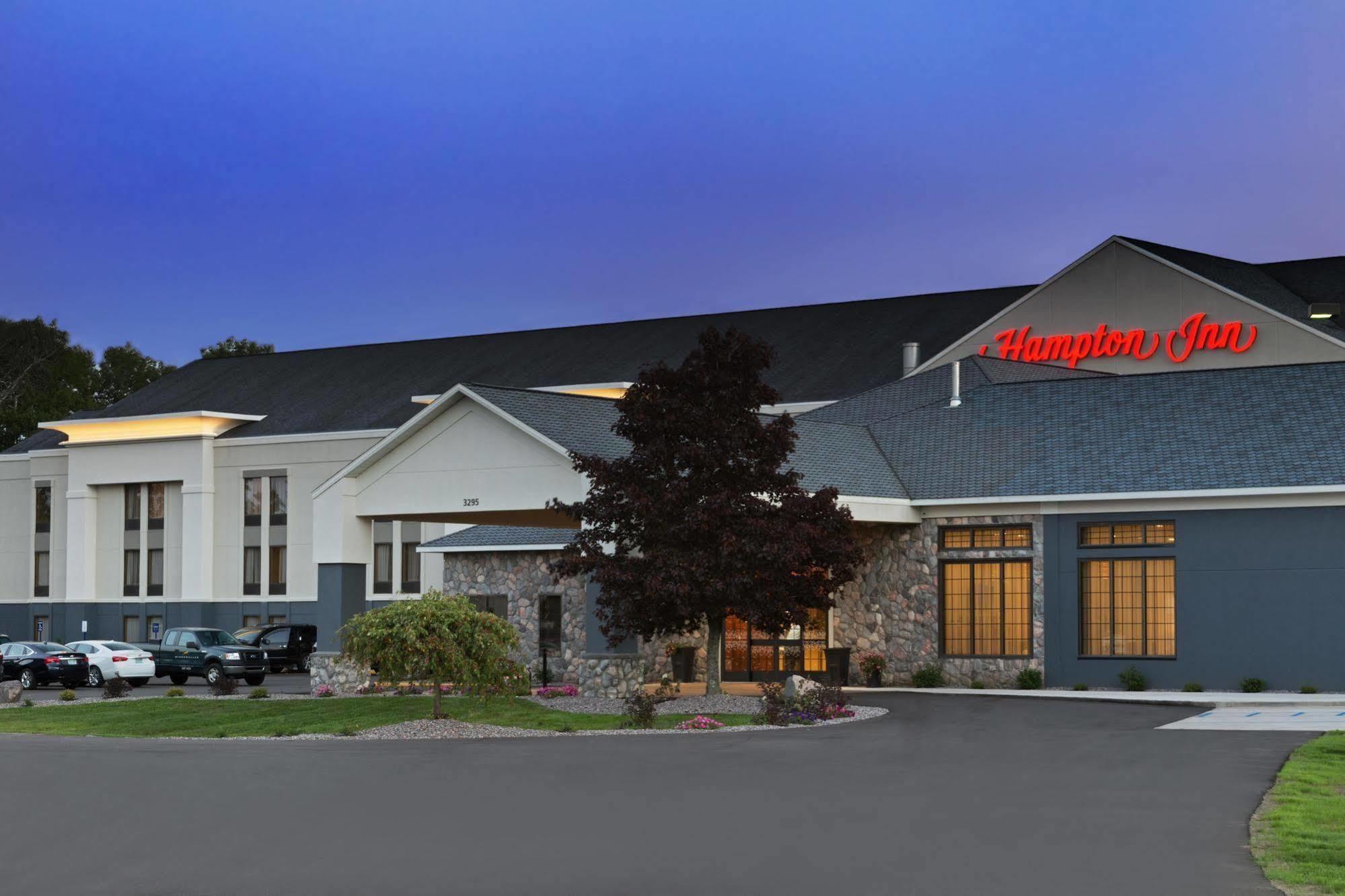 Hampton Inn Sault Ste Marie, Mi Экстерьер фото